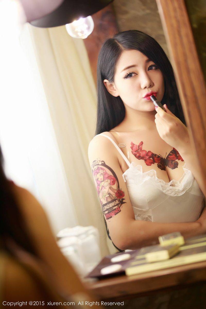 秀人网天津妹子热蒲提梓Mo性感吊带小睡衣内衣诱惑美图-40