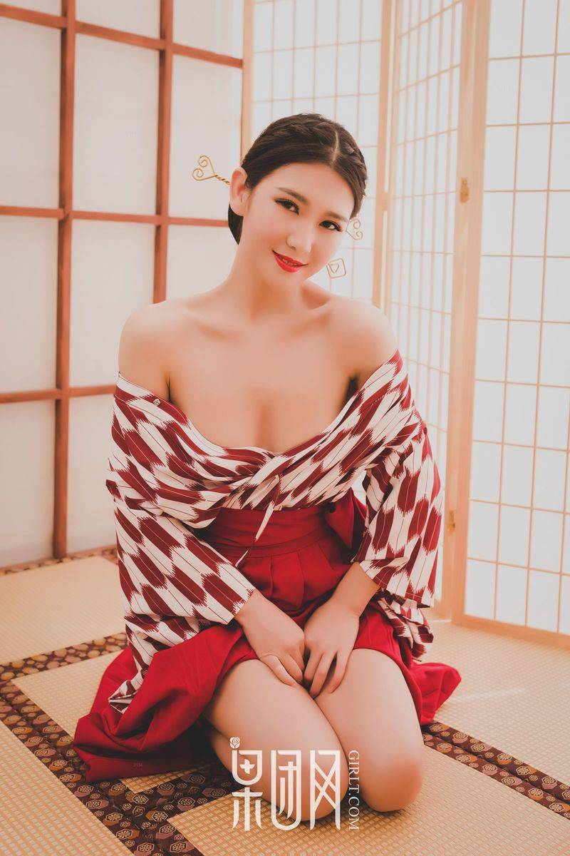 果团网性感萌妹子糖果儿妖娆和服修长美腿诱惑翘臀套图-5