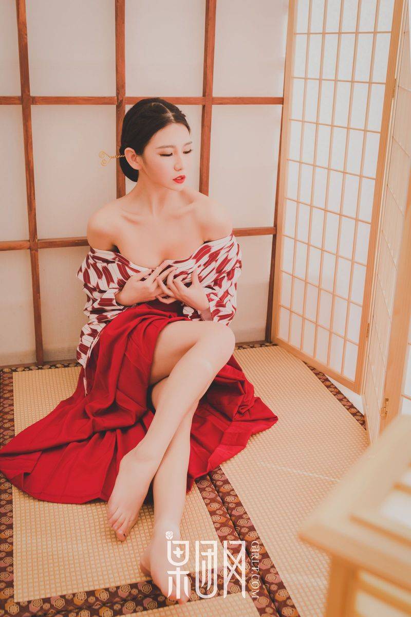 果团网性感萌妹子糖果儿妖娆和服修长美腿诱惑翘臀套图-12