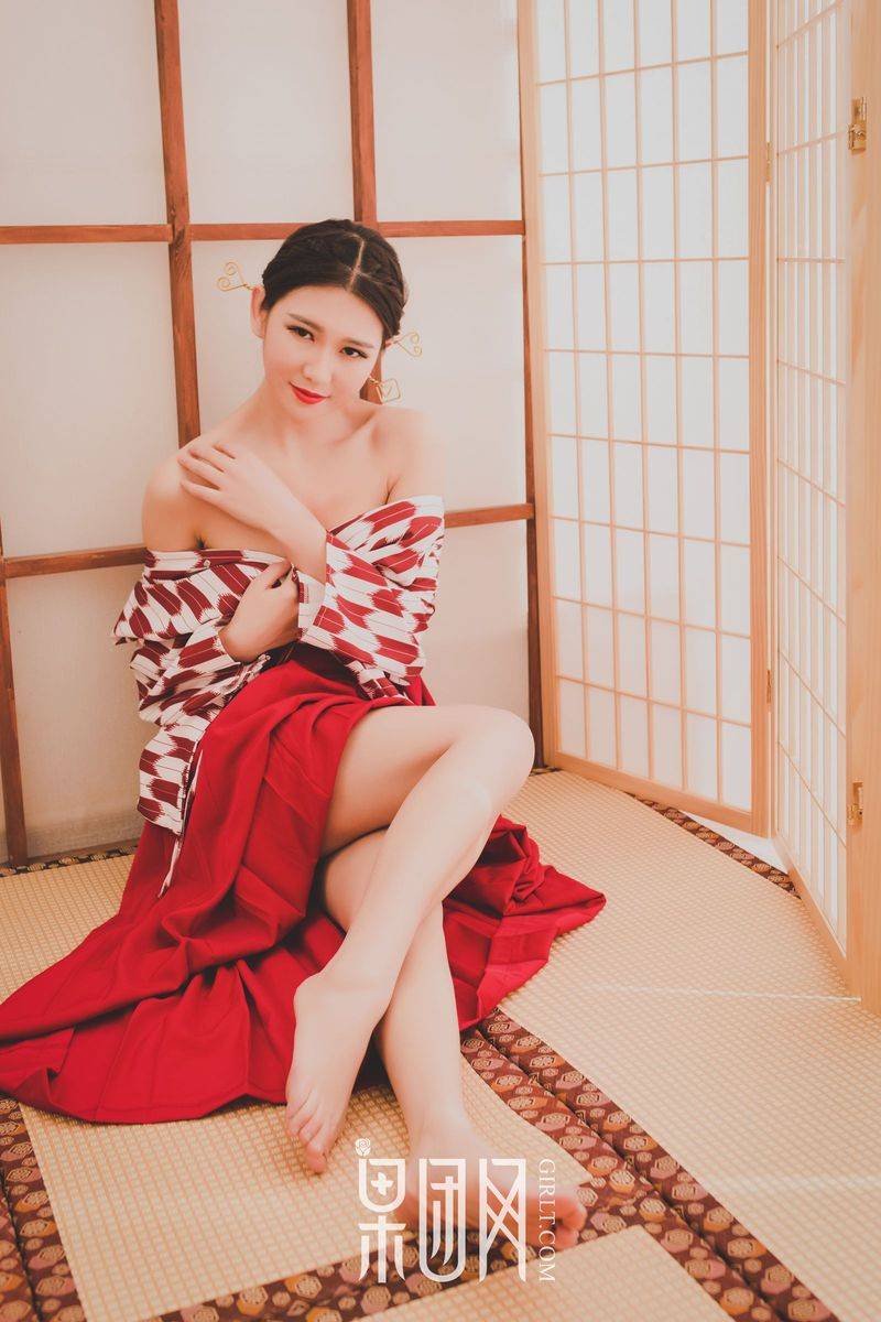 果团网性感萌妹子糖果儿妖娆和服修长美腿诱惑翘臀套图-13