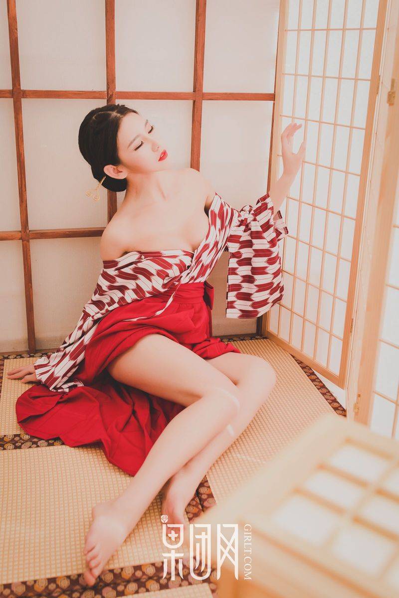 果团网性感萌妹子糖果儿妖娆和服修长美腿诱惑翘臀套图-18