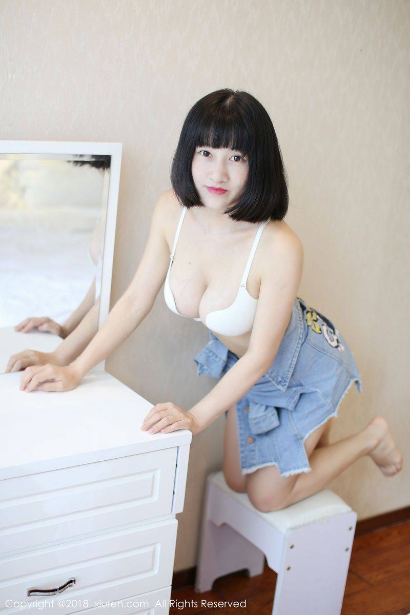 秀人网性感女神小探戈波白皙酥胸波涛胸涌内衣诱惑写真-32