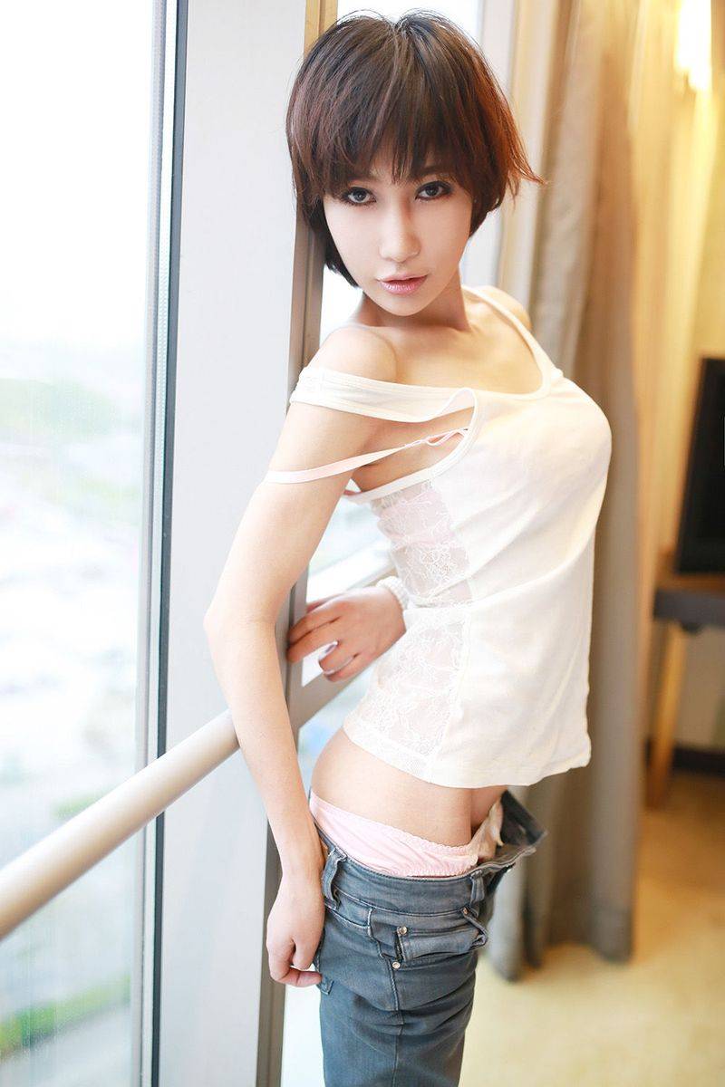 美媛馆短发美女张梓瑗Elle牛仔长裤翘臀美腿内衣诱惑写真-14