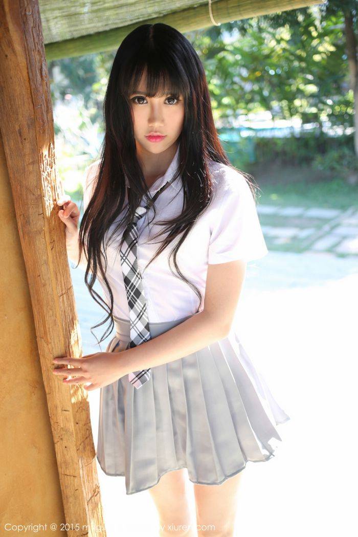 美媛馆养眼美女杨晓青儿泳池比基尼学生装制服诱惑写真-43