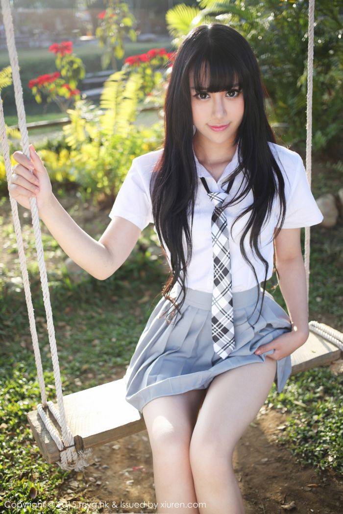 美媛馆养眼美女杨晓青儿泳池比基尼学生装制服诱惑写真-58