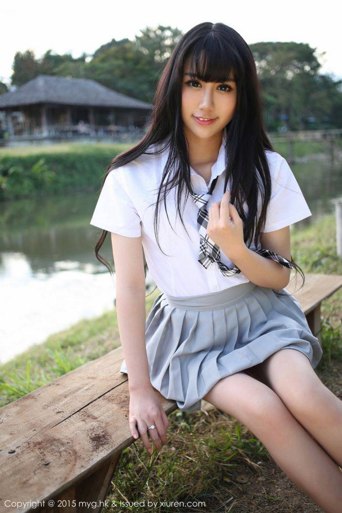 美媛馆养眼美女杨晓青儿泳池比基尼学生装制服诱惑写真-68