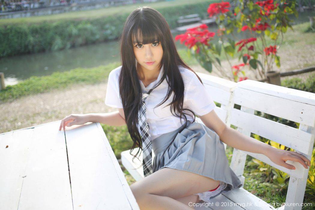 美媛馆养眼美女杨晓青儿泳池比基尼学生装制服诱惑写真-78