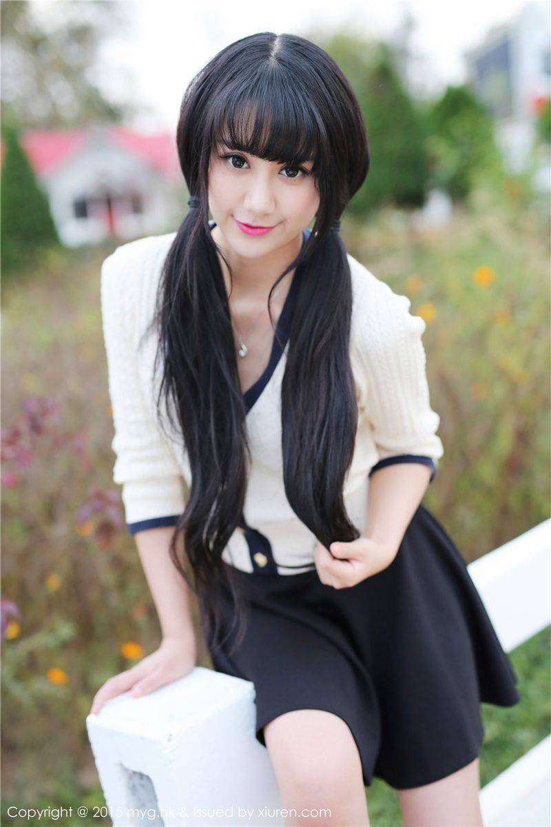 美媛馆养眼美女杨晓青儿丝袜美腿户外湿身诱惑泰国写真-37