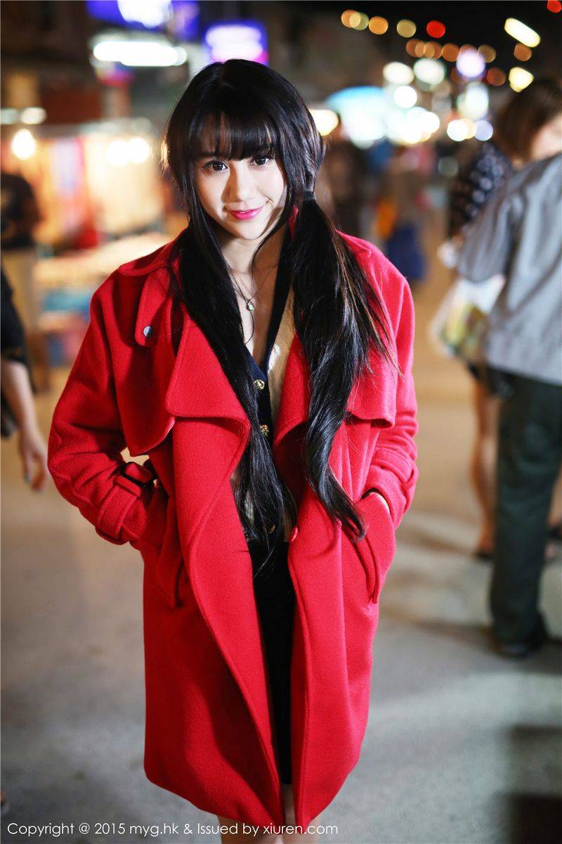 美媛馆养眼美女杨晓青儿丝袜美腿户外湿身诱惑泰国写真-44