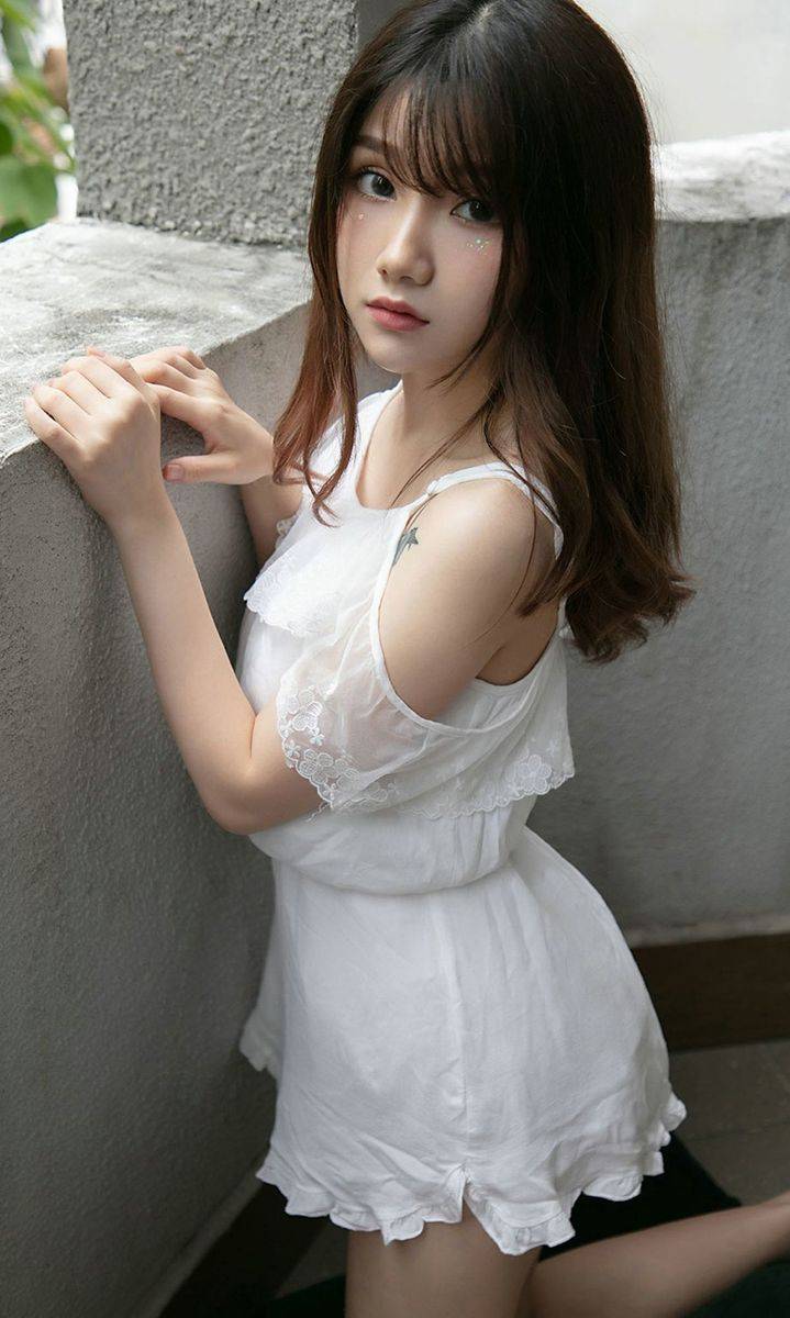 尤果网美女模特泡芙少女极品身材美胸翘臀长腿气质写真-7