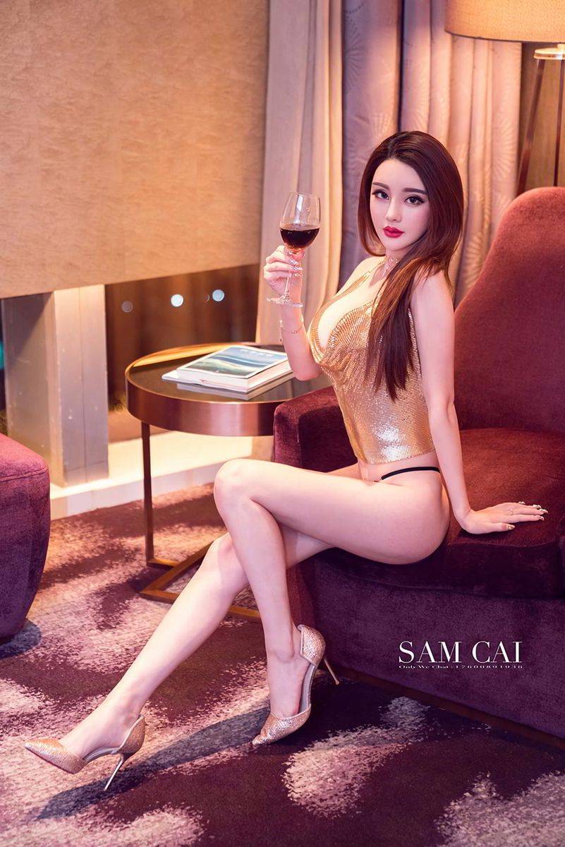 头条女神美女模特慕妍豹纹连体爆乳翘臀浴室内衣诱惑写真-20