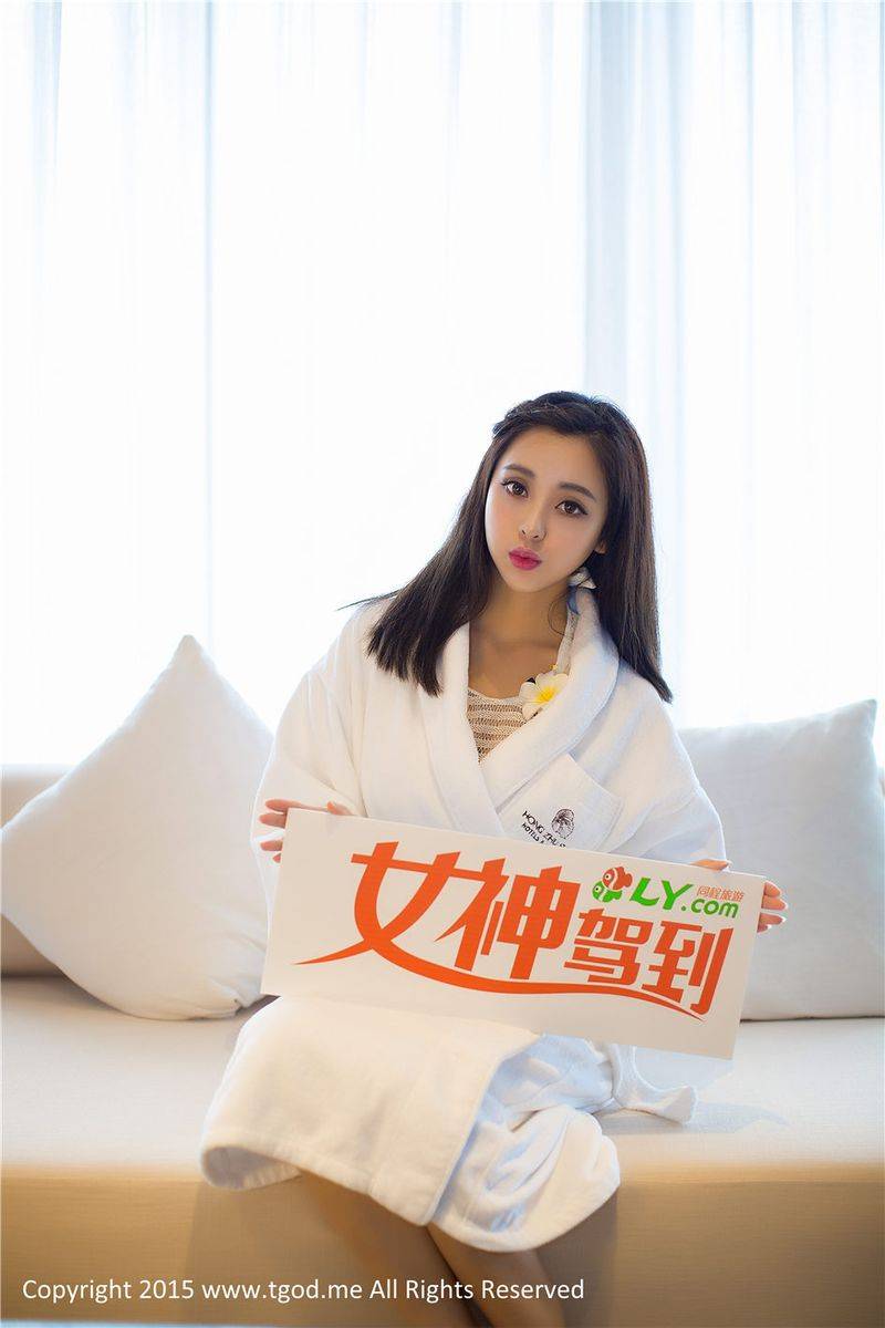 推女神性感姐妹花梁晶莹&李珂泳池湿身诱惑红珠山温泉写真-14