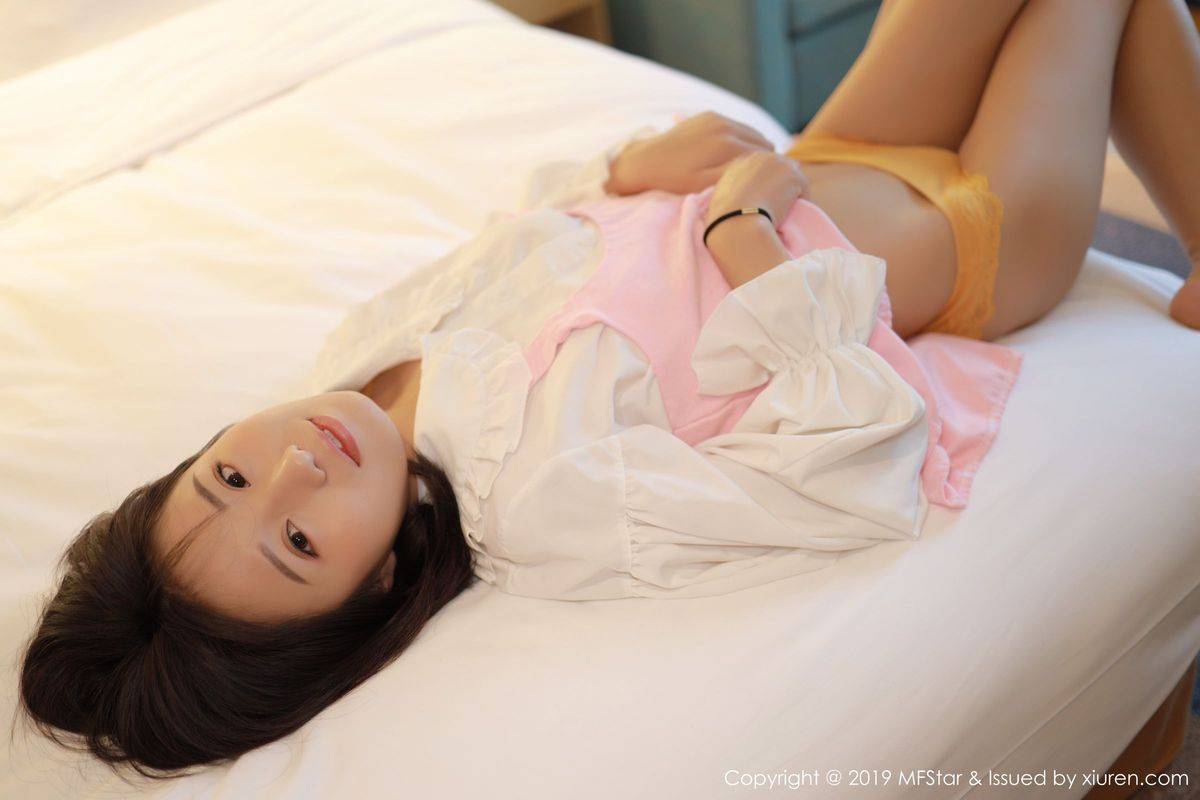 模范学院美女模特仓井优香白衬衫系列&粉丝内衣诱惑写真-48