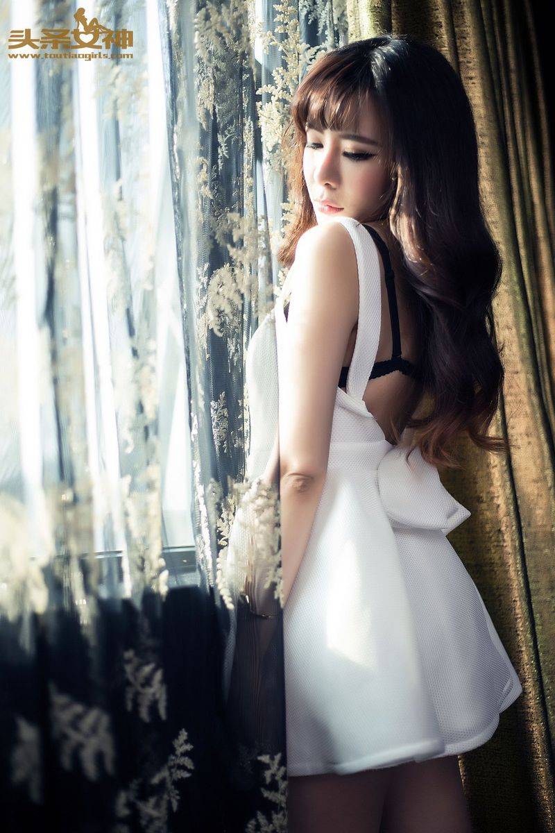 头条女神美腿皇后胡宴绮小洋装黑色透视薄纱内衣诱惑写真-13