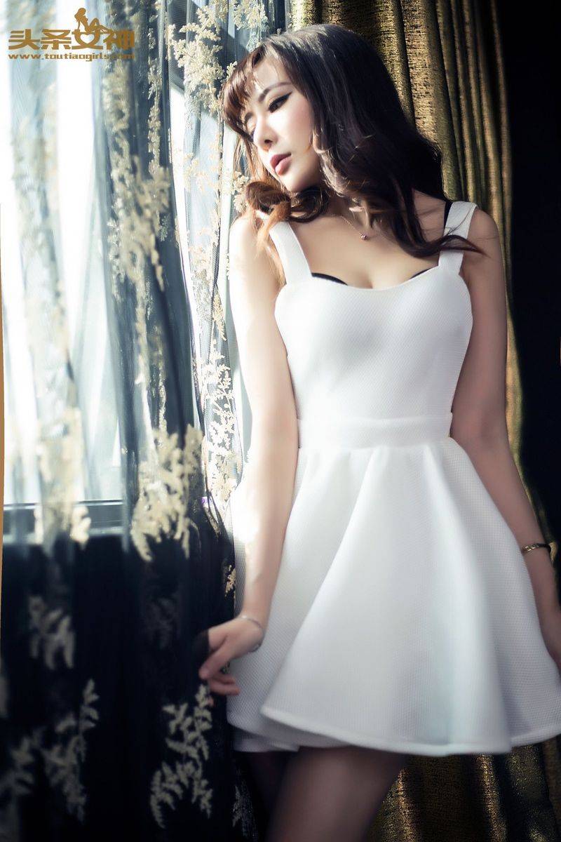 头条女神美腿皇后胡宴绮小洋装黑色透视薄纱内衣诱惑写真-14