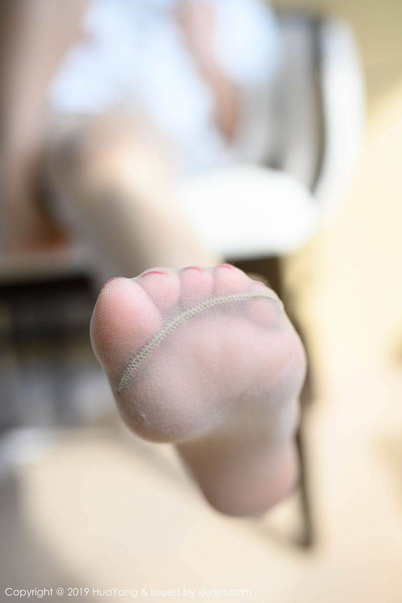 花漾写真美女模特付艺轩Renee丝袜美腿典雅浴袍气质美艳写真-49