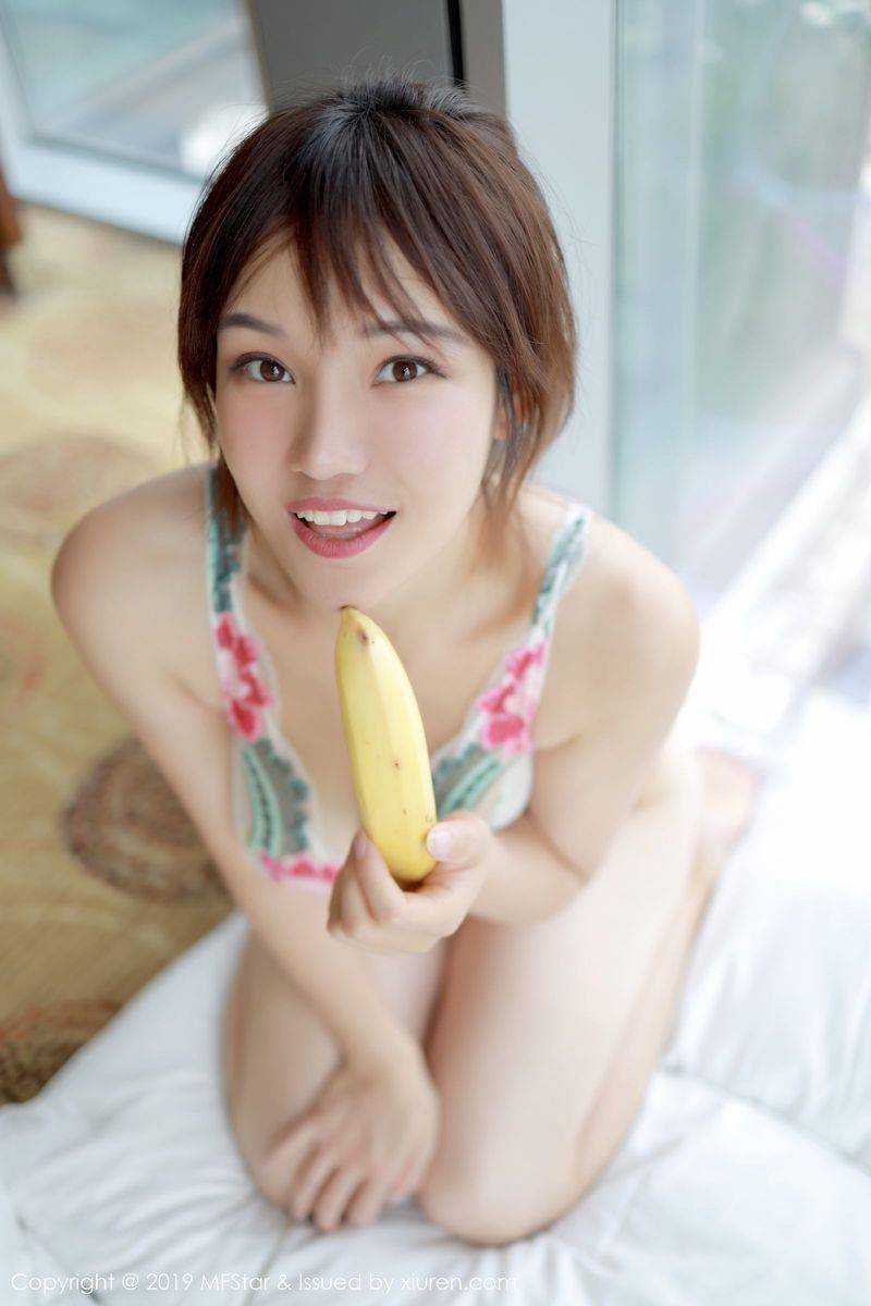 模范学院美女模特多香子白嫩娇躯镂空内衣性感惹火写真-11