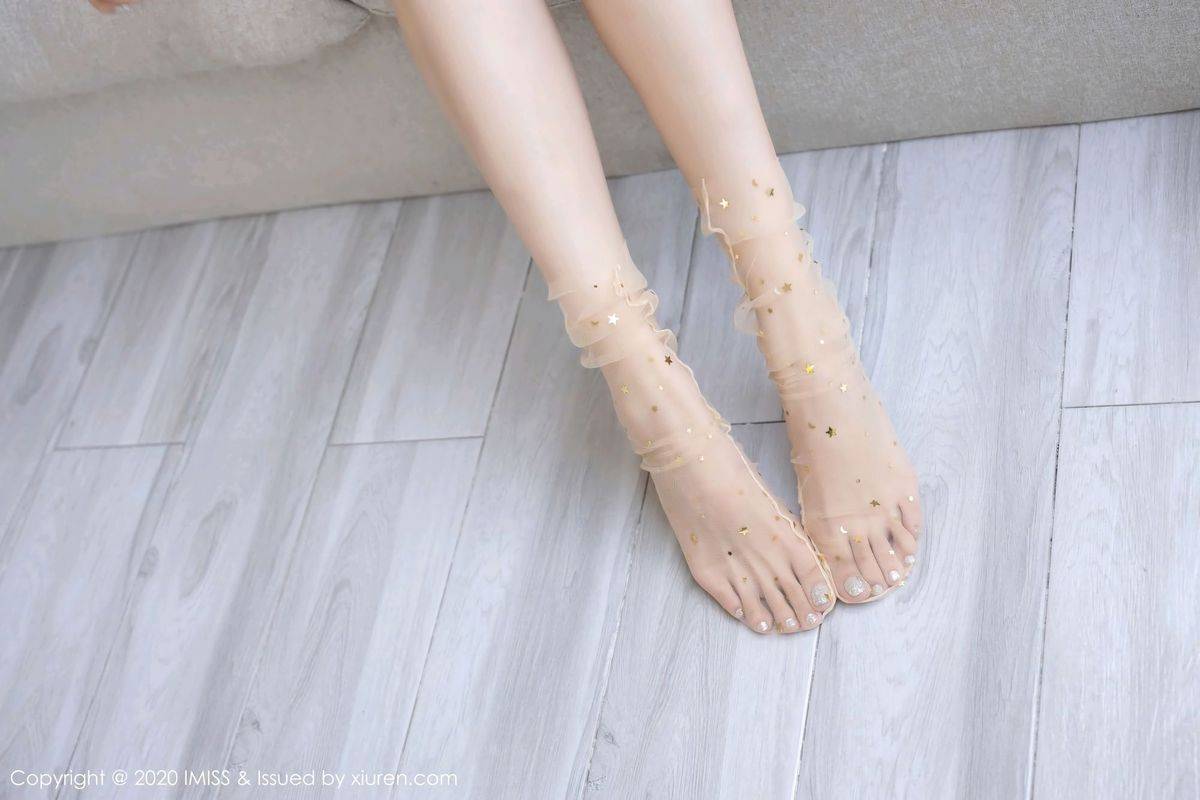 爱蜜社气质女神许诺Sabrina丝袜美腿内衣诱惑足量福利写真-54