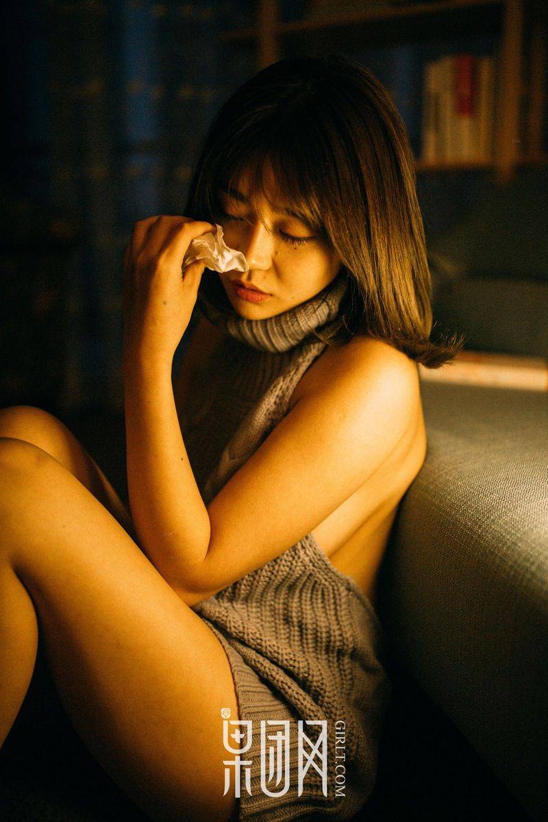 果团网美女模特星野千美奈大秀处男杀手开背毛衣性感写真-42