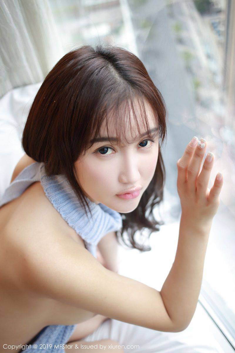 模范学院美女模特程程CC开背毛衣媚态娇躯大尺度白嫩写真-13