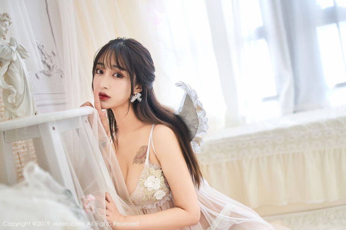 秀人网性感女神Betty林子欣薄纱内衣装扮唯美视觉魅惑写真-41