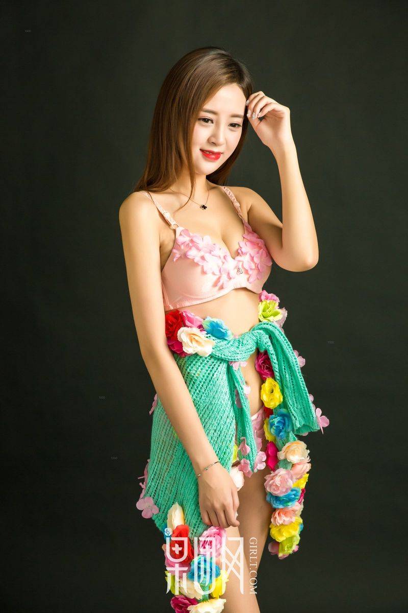 果团网养眼美女修长美腿粉色比基尼内衣诱惑少女气套图-30