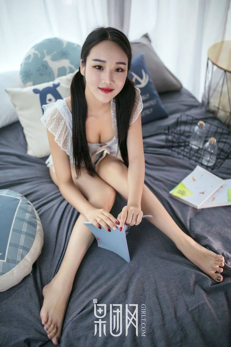 果团网痴情少女Jewel恋恋针织文胸34D大兔兔内衣诱惑美图-13