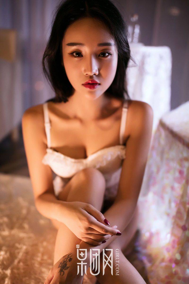 果团网痴情少女Jewel恋恋针织文胸34D大兔兔内衣诱惑美图-32