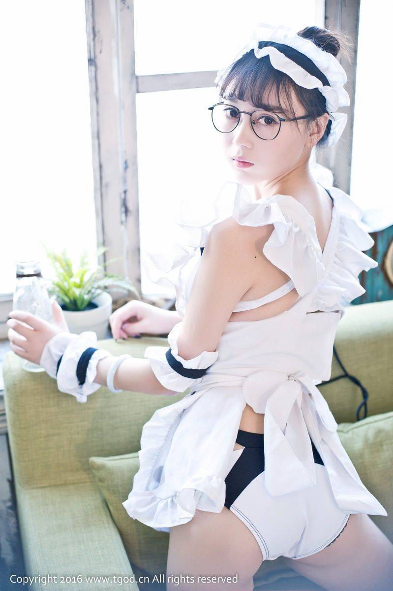 推女神百变美女赵小米Kitty女仆装吊带美胸内衣诱惑私房套图-16