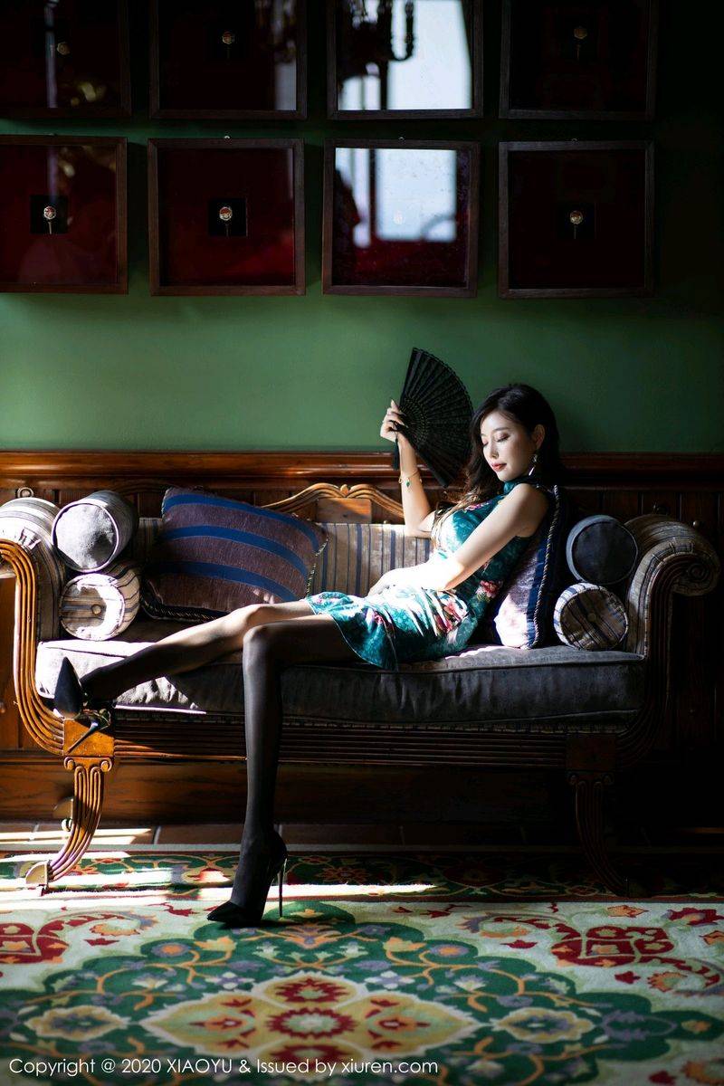 语画界性感女神杨晨晨sugar古典旗袍+高跟鞋系列周末大餐-20