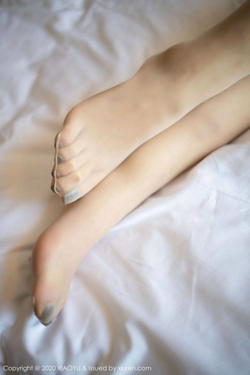 语画界性感美女安琪Yee曼妙身材丝袜美腿内衣诱惑极致写真-33