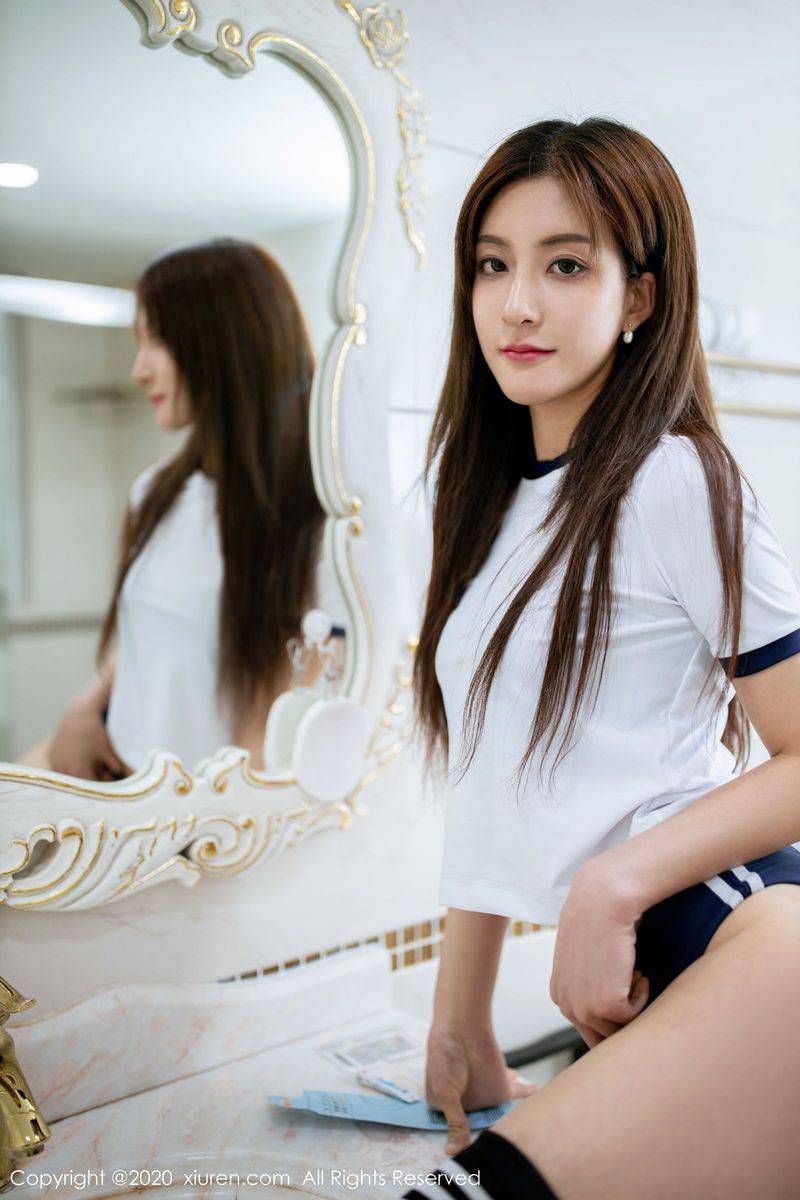 秀人网性感女神林文文yooki浴室体操服湿身诱惑系列娇嫩写真-8