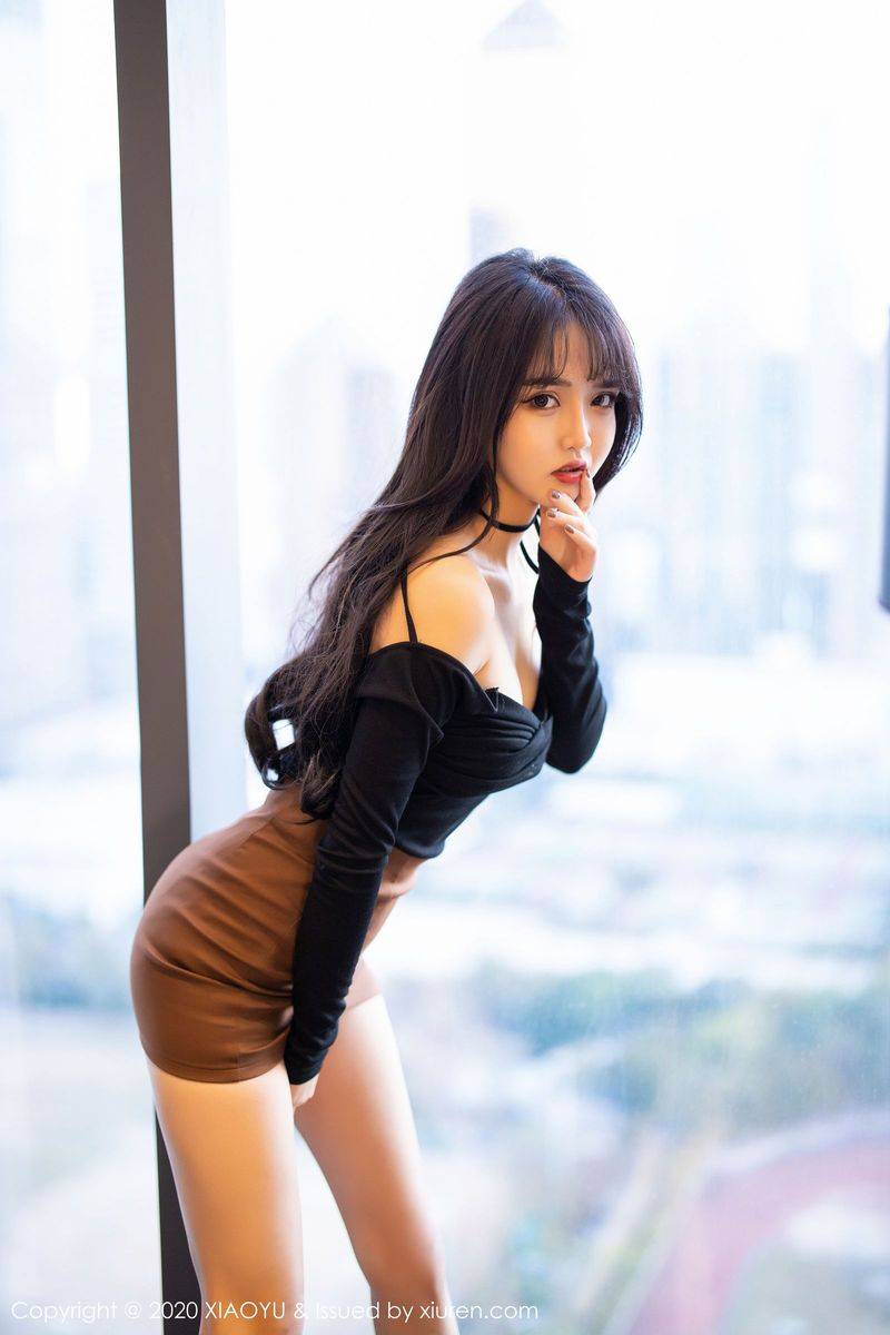 语画界性感女神Miko酱吖抹胸内衣与蕾丝吊袜足量精彩写真-16