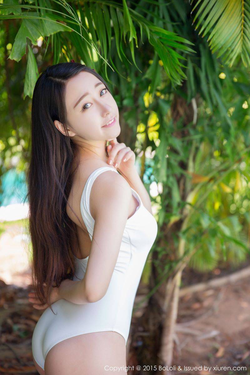 波萝社清纯美女朵比dobby死库水&泳装户外比基尼三亚旅拍-4