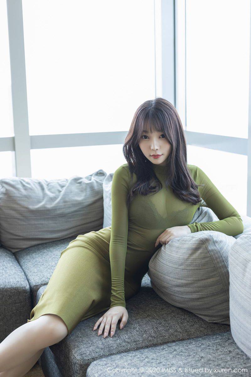 爱蜜社性感女神芝芝Booty镂空内衣与朦胧丝袜系列足量写真-17