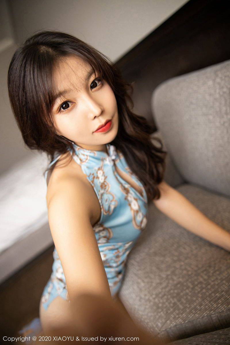 语画界性感女神芝芝Booty古典旗袍丝袜美腿济州岛私房旅拍-30