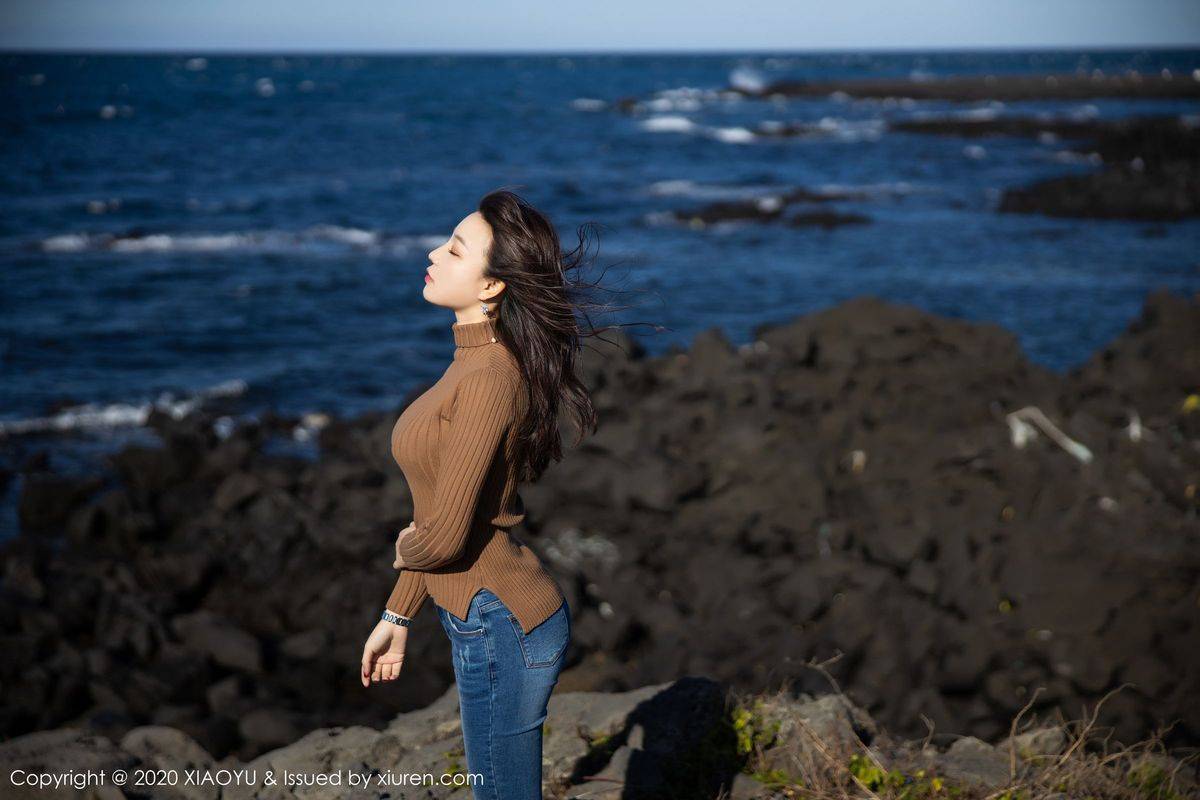 语画界性感女神芝芝Booty古典旗袍丝袜美腿济州岛私房旅拍-73