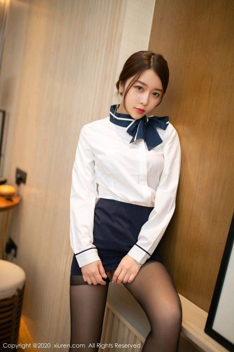 秀人网性感女神夏诗诗Sally黑丝美腿内衣诱惑制服私房写真-19