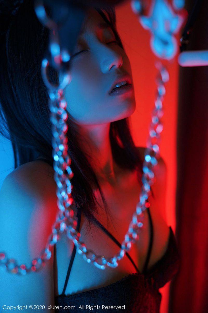 秀人网美女模特仓井优香黑丝美腿情趣内衣女王调教写真-52