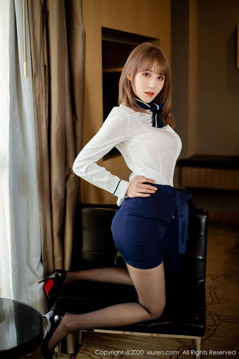 秀人网丽质模特周慕汐fairy职场秘书OL黑丝系列首套写真-20