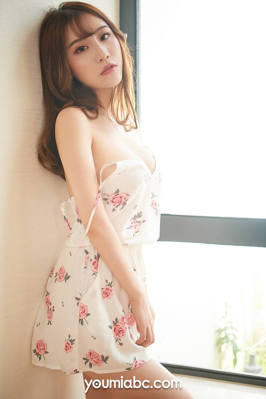 YouMi尤蜜美女模特绯月樱Cherry白衬衫傲人身材性感魅惑写真-5