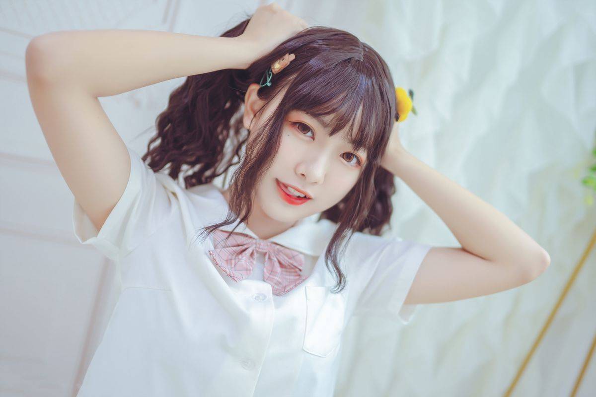 喵糖映画萝莉美少女过膝白丝性感校服魅惑私房迷人写真-3