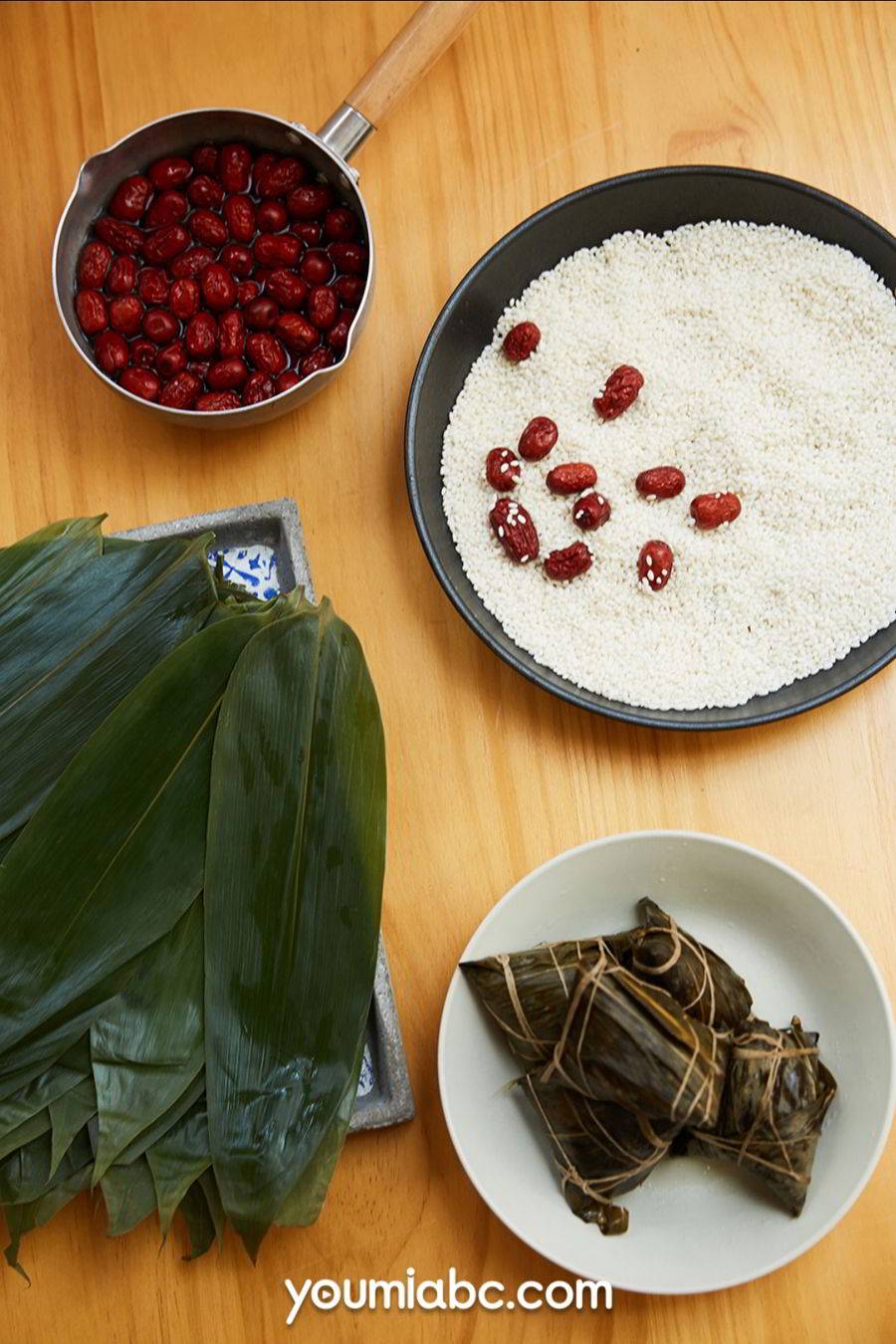 YOUMEI尤美美女模特小仙白皙美胸性感厨娘装扮大尺度写真-12