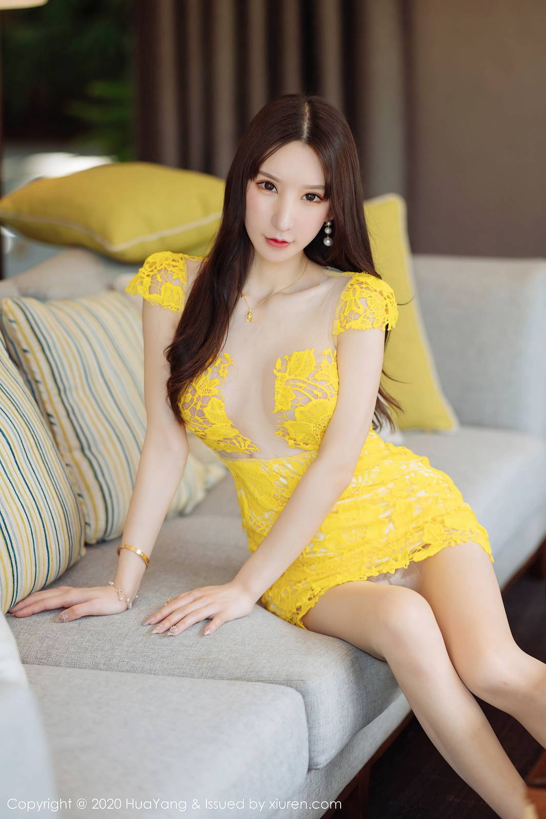 花漾Show性感女神周于希dummy镂空短裙芊细腰身动人写真-6