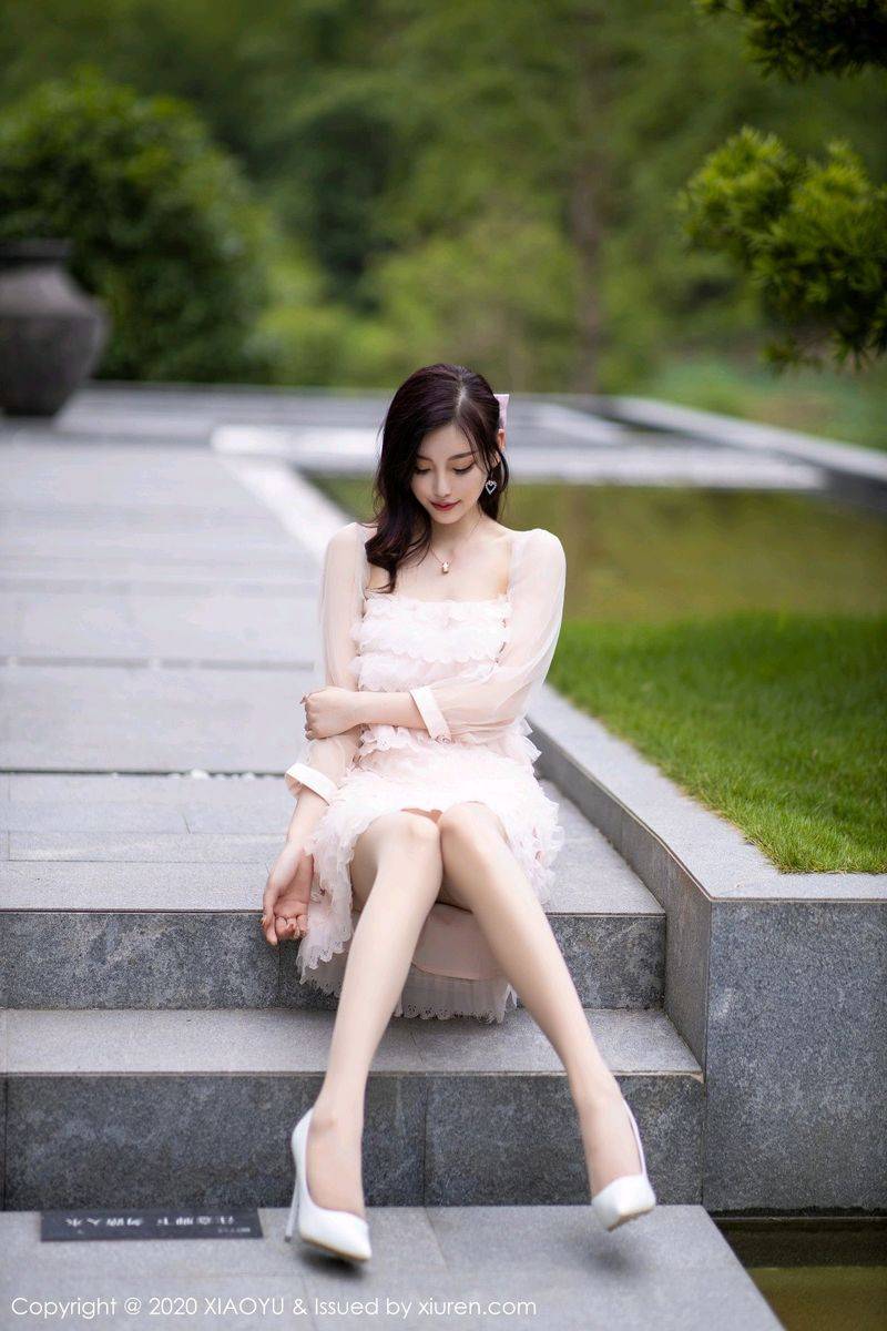 语画界性感女神杨晨晨sugar魔鬼身材运动内衣唯美阳朔旅拍-56