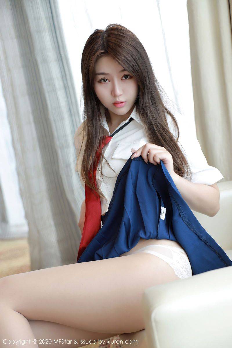 模范学院清新美女梦梵肉色丝袜修长美腿JK制服系列写真-4