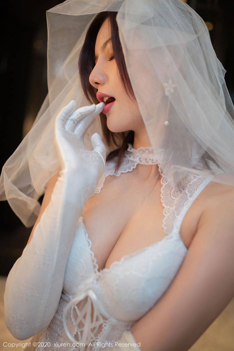 秀人网性感模特就是阿朱啊丝袜美腿情趣婚纱主题乌镇旅拍-11