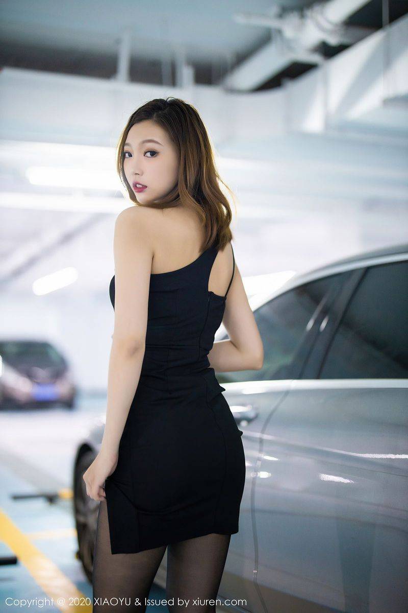 语画界性感女神冯木木LRIS绚丽光影与时尚车拍系列私房写真-19