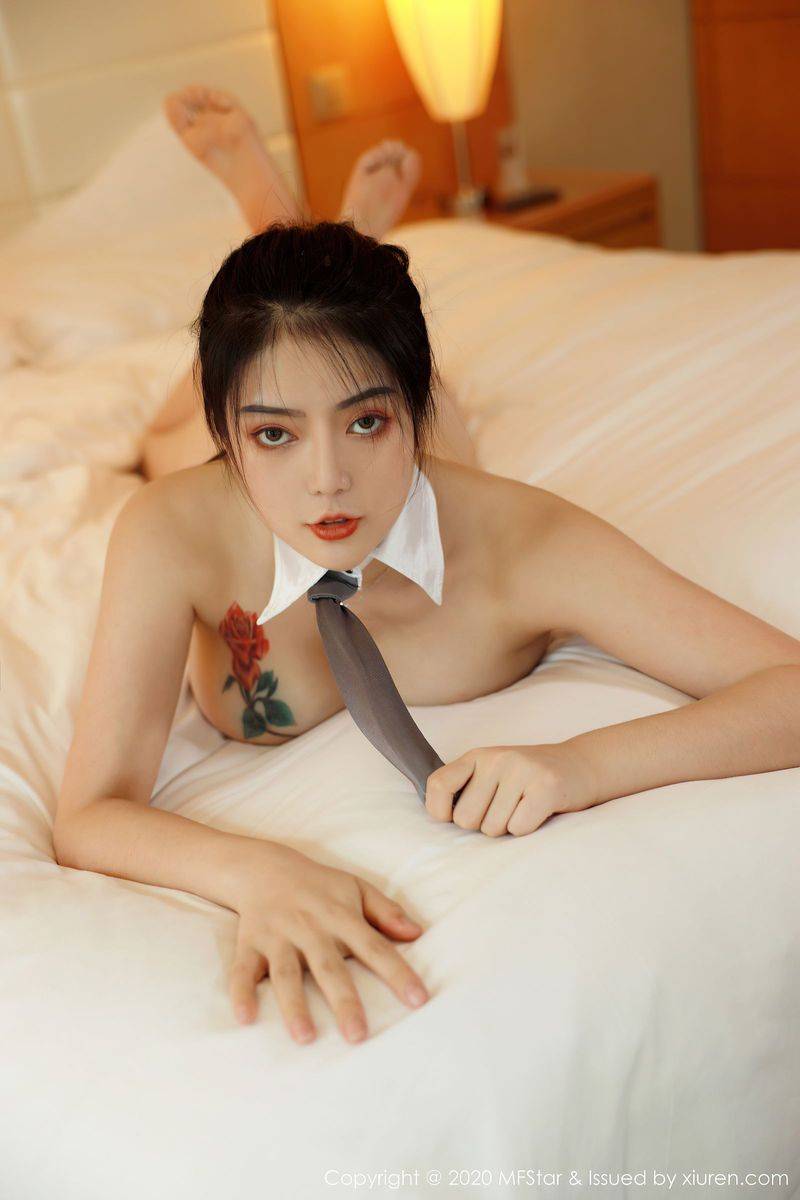 模范学院新人模特南晓梦修长美腿靓丽身材凹凸别致写真-31