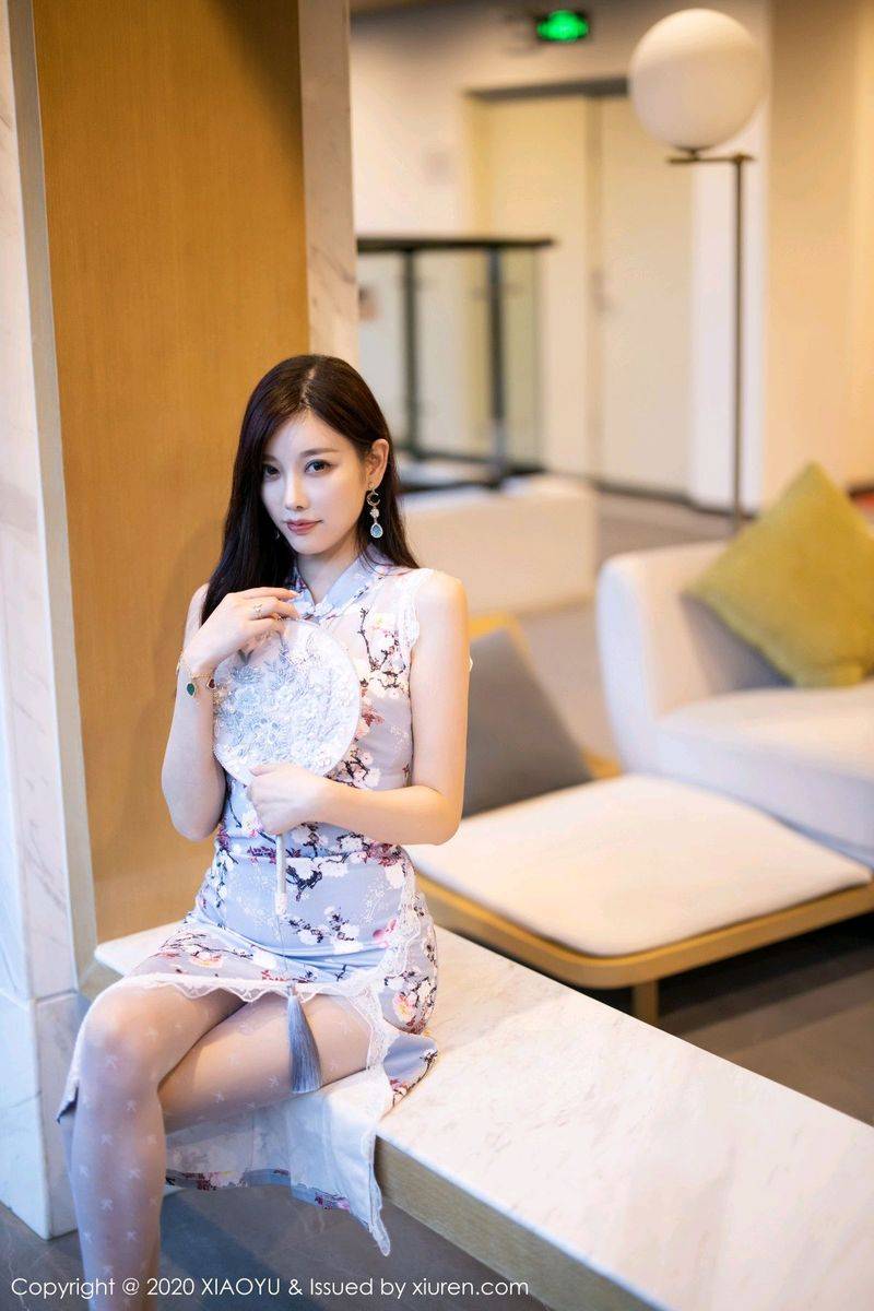 语画界性感女神杨晨晨sugar古韵旗袍&轻透蕾丝袜清远旅拍-5